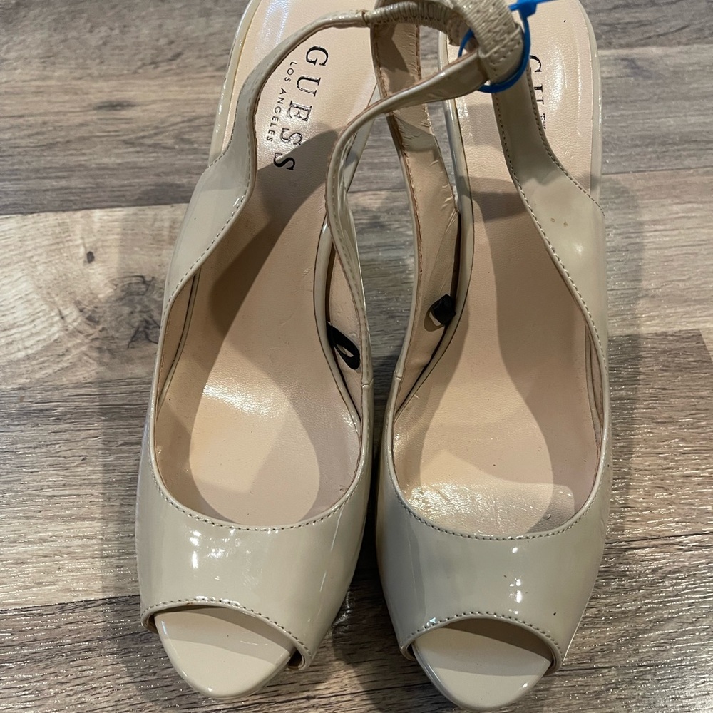 GUESS Beige Patent Peep-Toe Slingback Heels